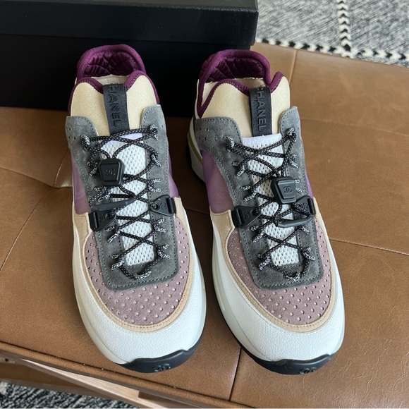 22B Chanel Sport Speed Trail
Sneakers - Picture 9 of 13